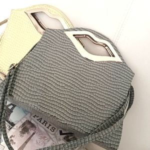 🌹 UNIQUE Satchel/Shoulder BAGS 🌹in Colors Grey and  Gold